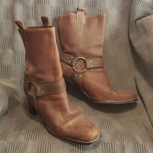 1 1/2 inch browndistressed leather boots
